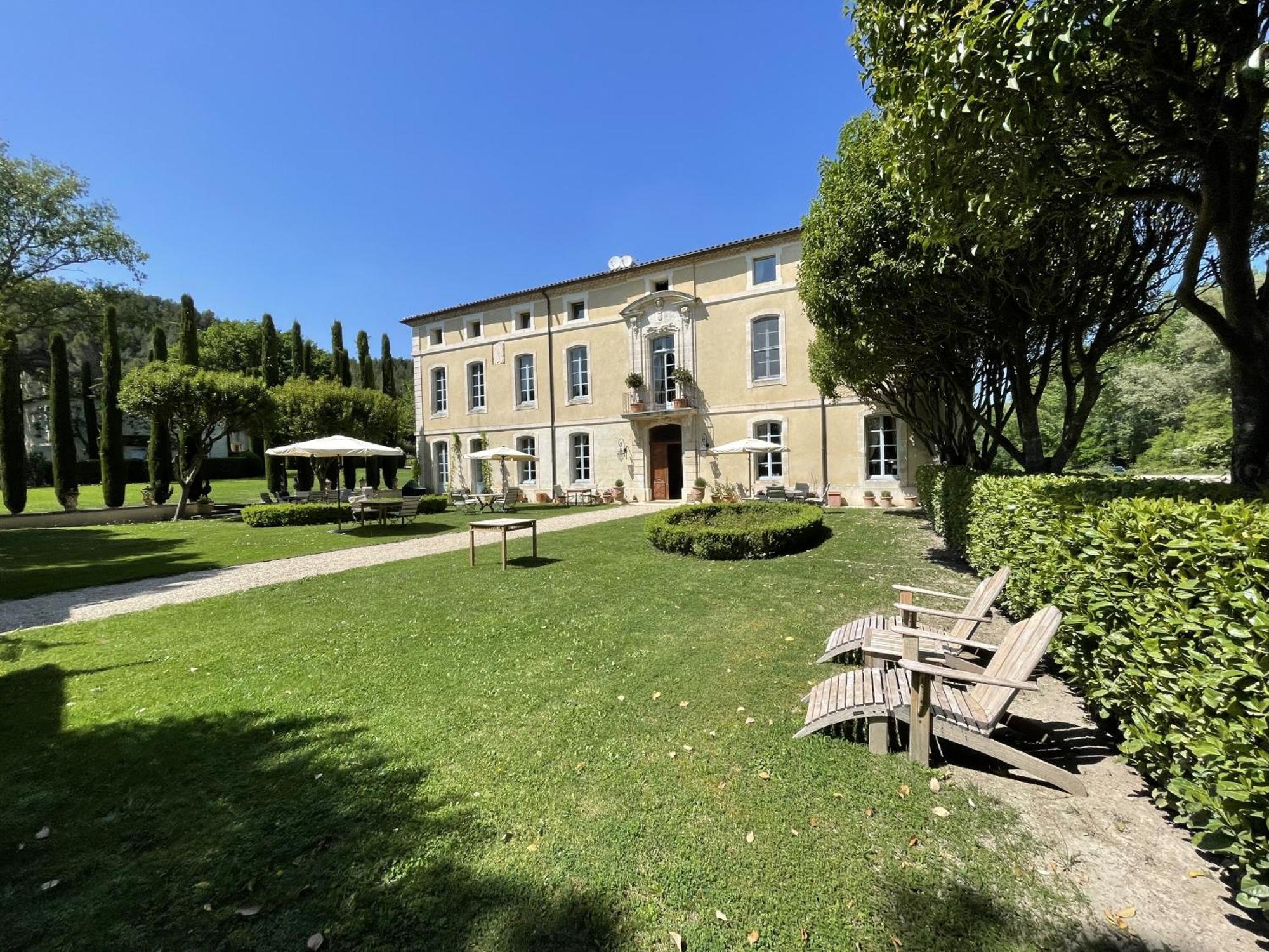Chateau Talaud Loriol-du-Comtat Exteriér fotografie